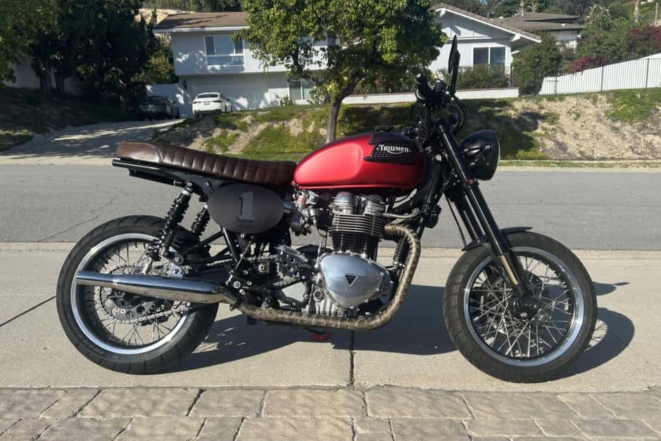 2003 Triumph New Bonneville (2000+) sold for $4,300