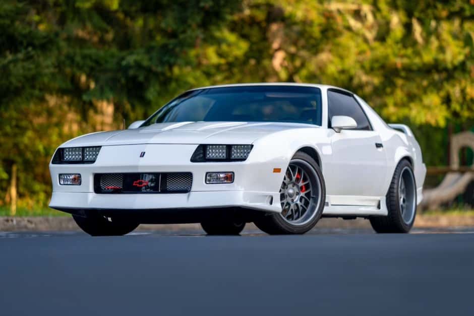 1991 Chevrolet Camaro 3rd Generation 1982-1992 sold for $25,000
