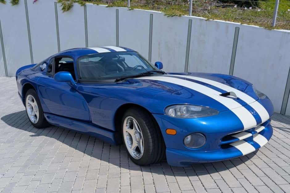 1997 Dodge Viper SR II (1996-2002) sold for $84,000