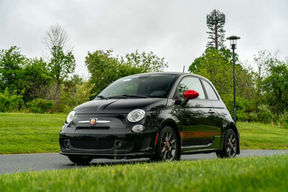 2015 Fiat 500 (2012-2019) sold for $16,500