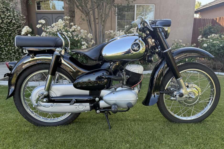 1957 Honda Benly sold for $9,400