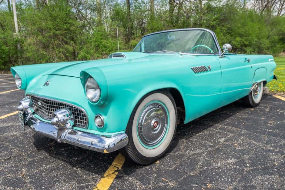 1955 Ford Thunderbird (1955-1957) sold for $18,250