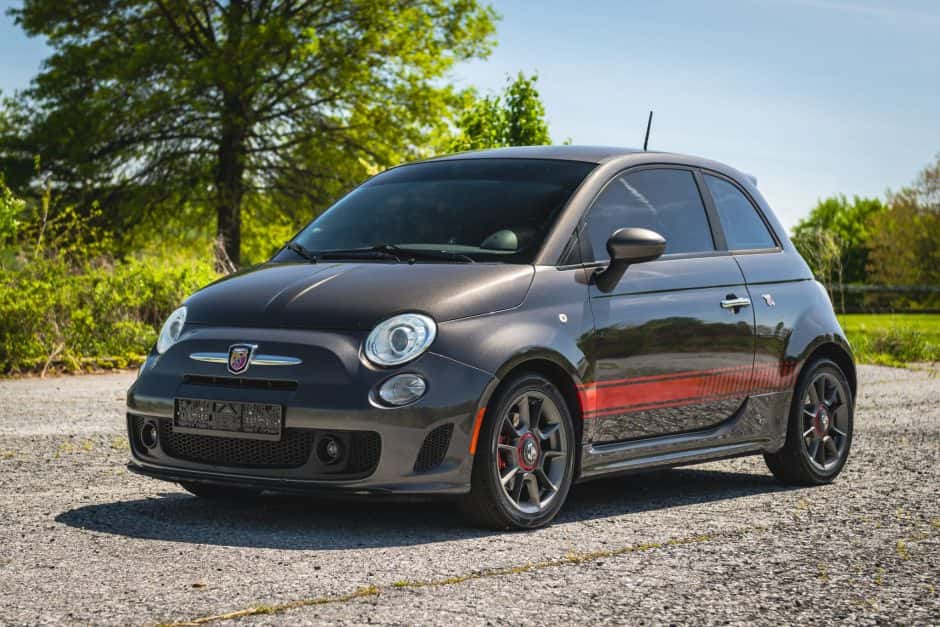 2015 Fiat 500 (2012-2019) sold for $10,000