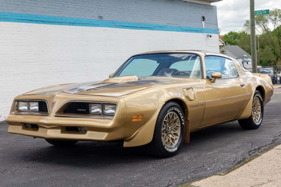 1978 Pontiac Firebird (1970-1981) sold for $34,000