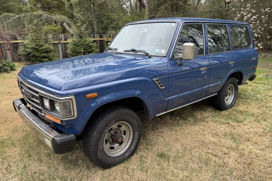 1989 Toyota Land Cruiser 60-Series sold for $8,600