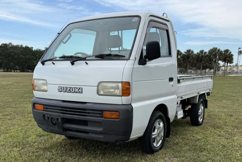 1997 Suzuki Carry sold for $7,500