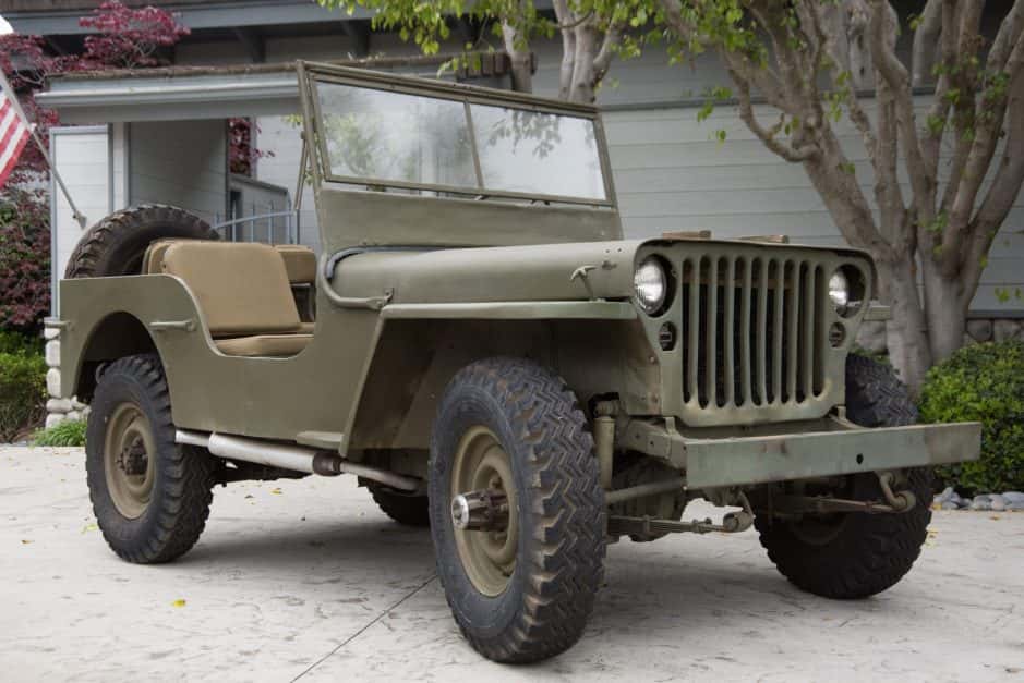 1943 Ford Military sold for $8,000