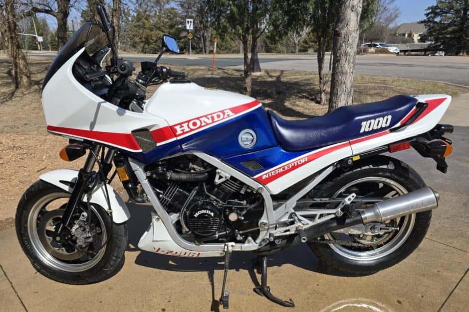 1984 Honda VF & VFR sold for $6,500