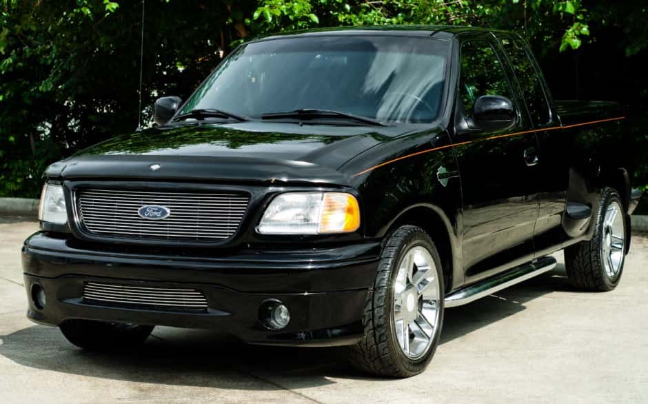2000 Ford F-150 (1997-2004) sold for $20,000