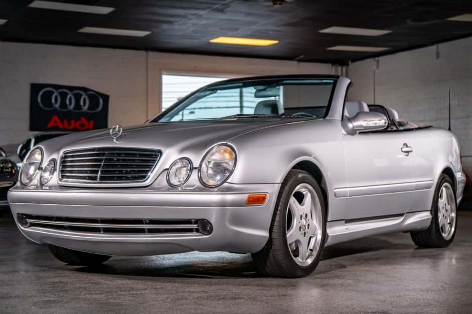 2000 Mercedes-Benz CLK-Class sold for $12,000