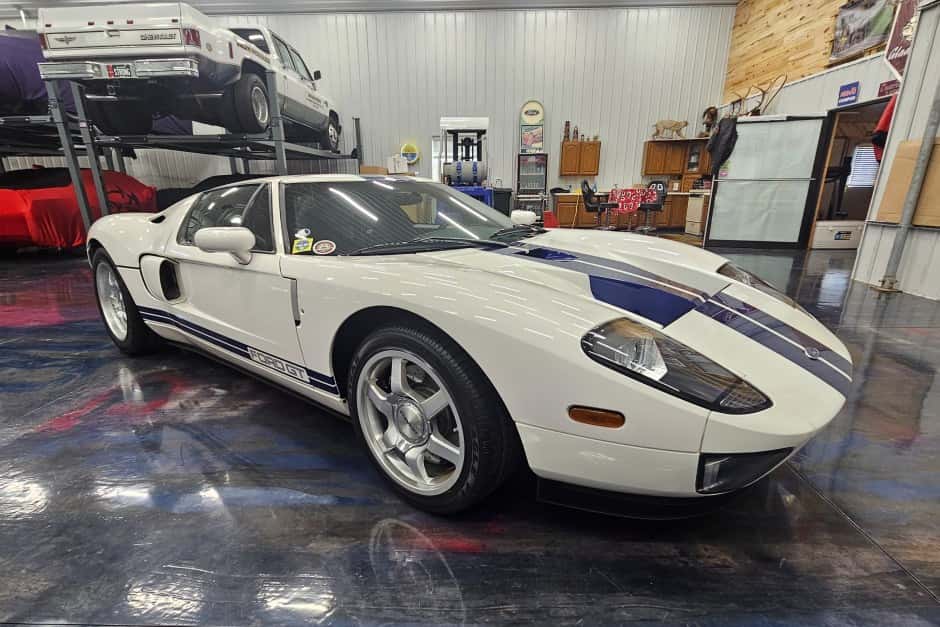 2005 Ford GT 1st Generation sold for $430,000