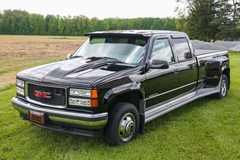 1999 GMC Sierra (GMT400 1988-2002) sold for $15,000