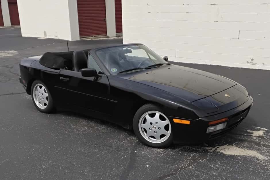 1991 Porsche 944 sold for $13,000