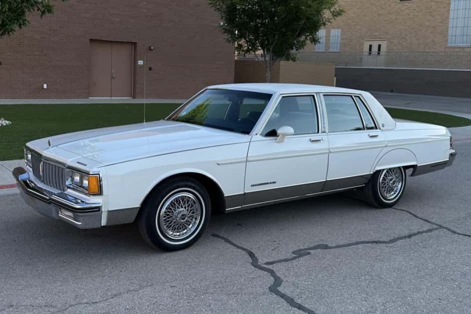 1986 Pontiac Parisienne sold for $14,000