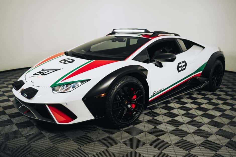 2023 Lamborghini Huracán sold for $270,000