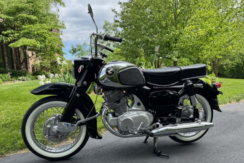 1962 Honda Dream, CB77 Super Hawk, & CL77 Scrambler sold for $6,750