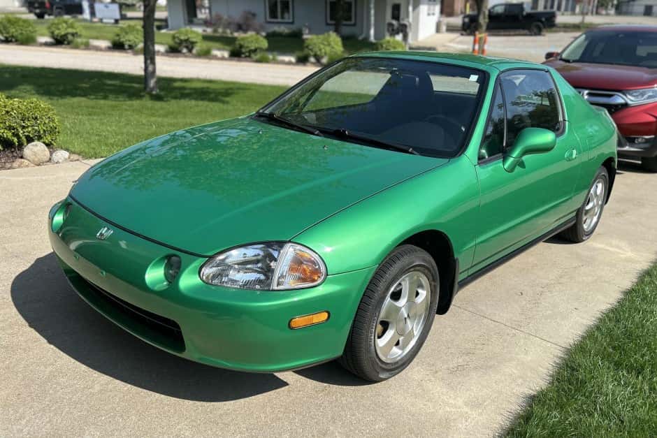 1993 Honda Civic Del Sol sold for $14,000