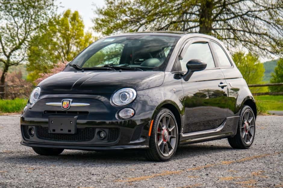 2012 Fiat 500 (2012-2019) sold for $14,800