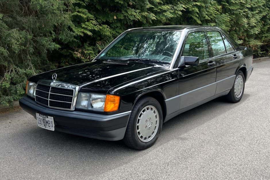 1993 Mercedes-Benz W201 190 sold for $10,750
