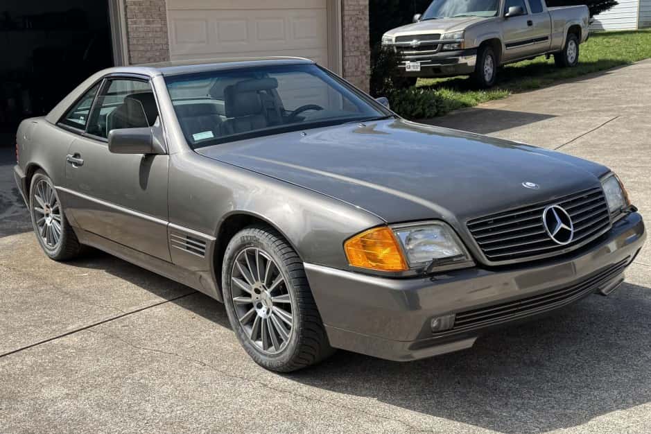 1992 Mercedes-Benz R129 SL sold for $6,500