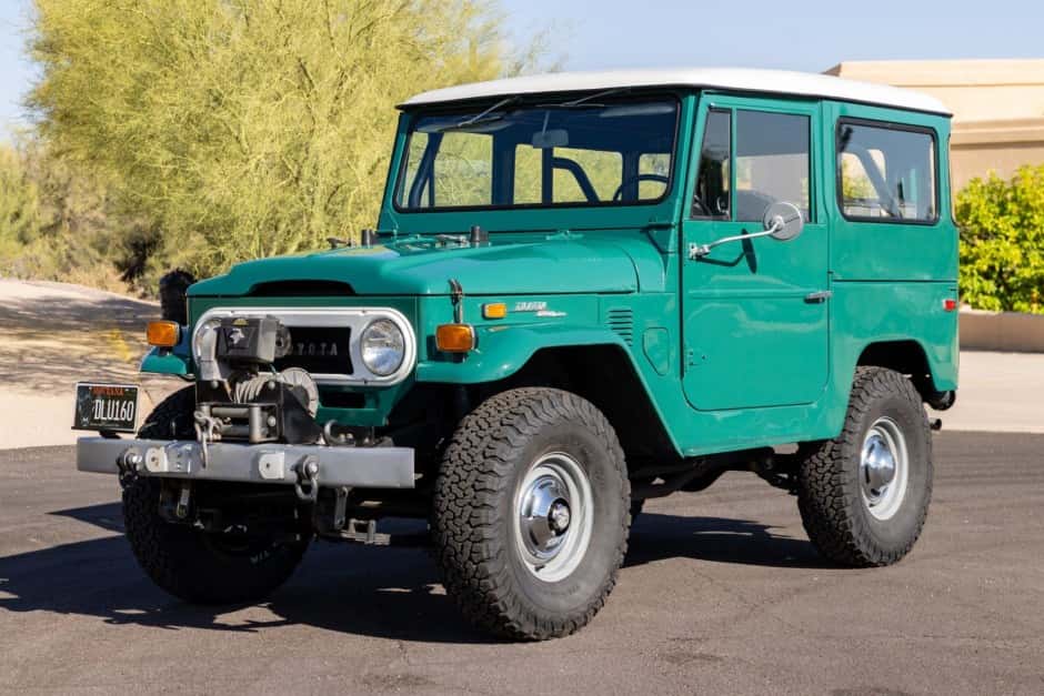 1972 Toyota Land Cruiser FJ40 sold for $35,250
