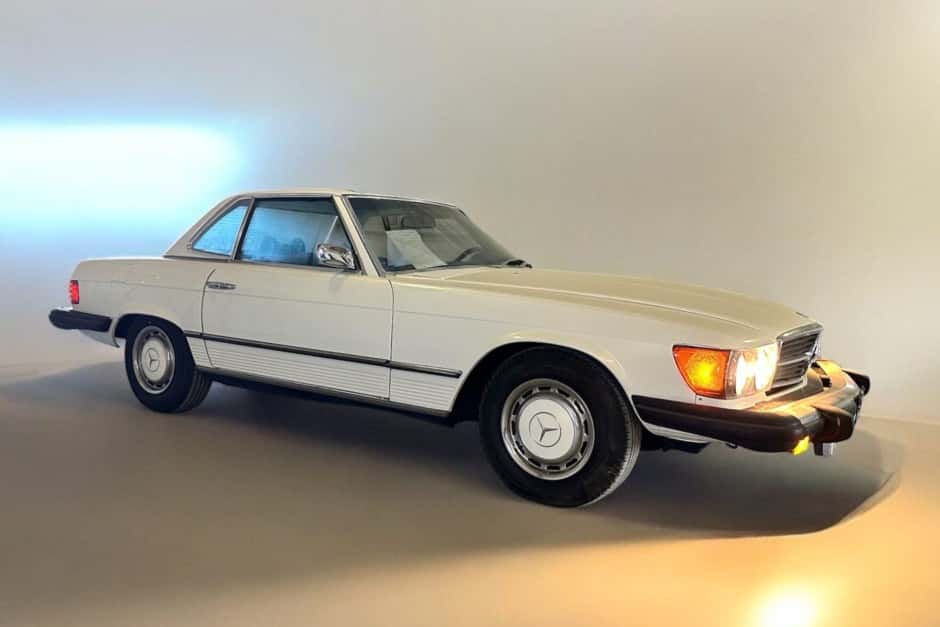 1975 Mercedes-Benz R107 SL sold for $6,510