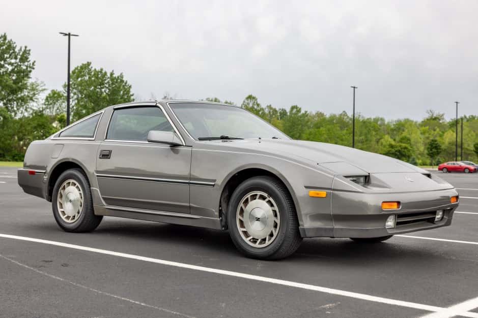 1987 Nissan Z31 300ZX sold for $9,750