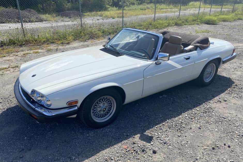 1989 Jaguar XJS sold for $12,000