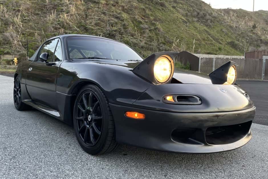 1996 Mazda NA MX-5 Miata sold for $8,469