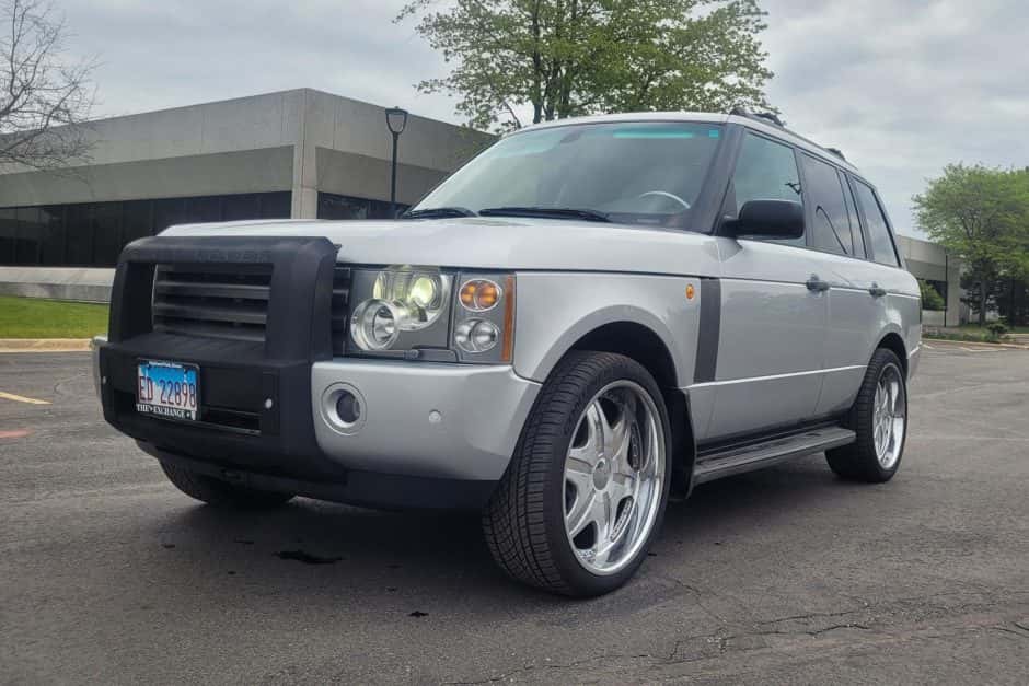 2004 Land Rover Range Rover L322 sold for $8,000