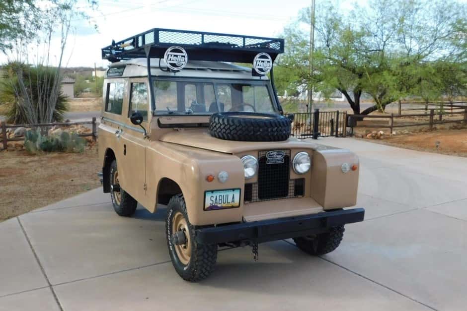 1959 Land Rover Series 88 sold for $18,500