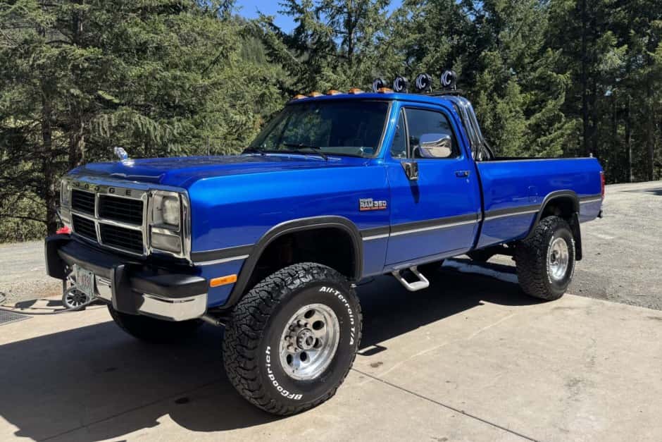 1991 Dodge Ram (1981-1993) sold for $25,800