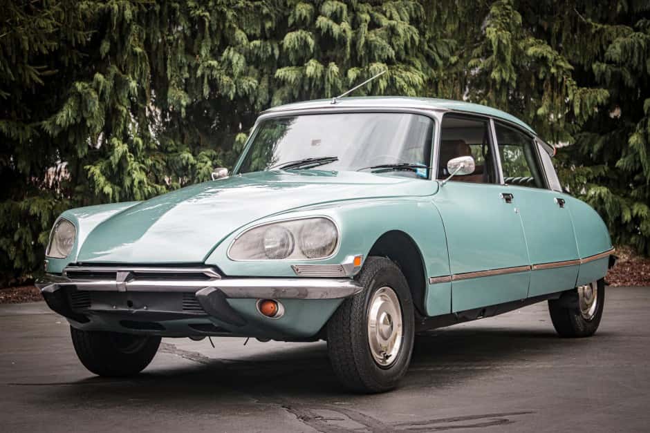 1972 Citroen DS sold for $19,250