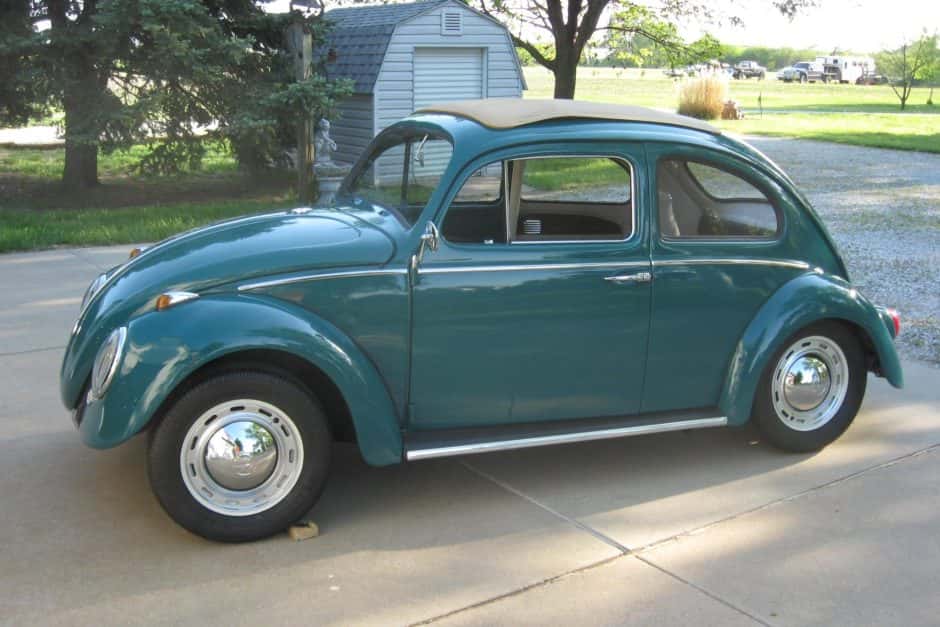 1960 Volkswagen Beetle (1958-1979) sold for $15,250
