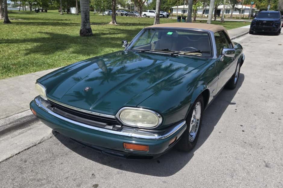 1995 Jaguar XJS sold for $7,500