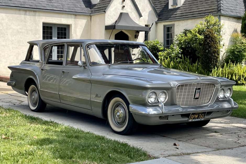 1960 Plymouth Valiant sold for $5,007