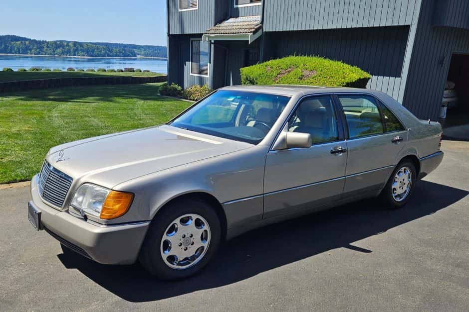 1994 Mercedes-Benz W140 S-Class sold for $11,206