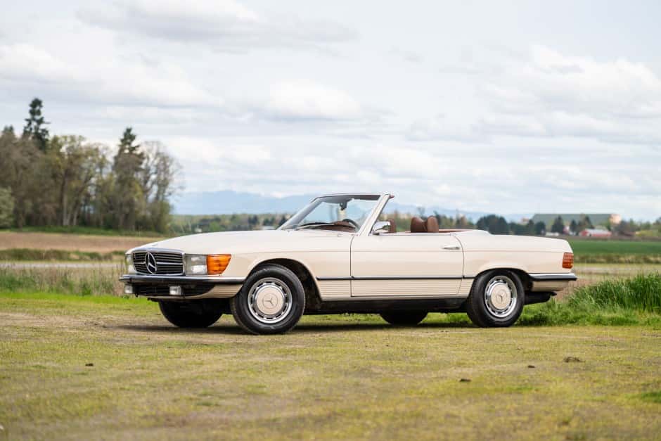 1972 Mercedes-Benz R107 SL sold for $13,000