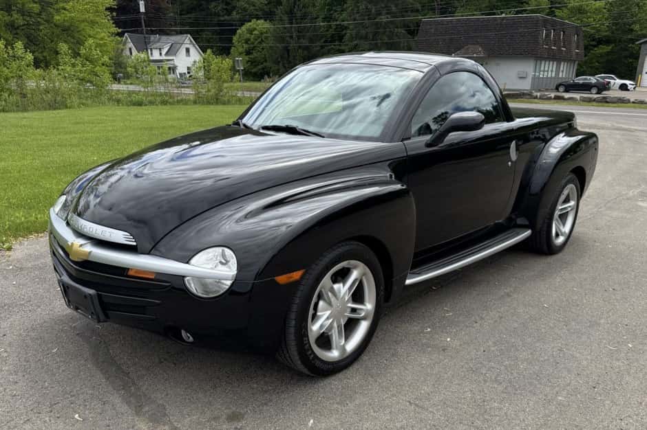 2003 Chevrolet SSR sold for $18,500
