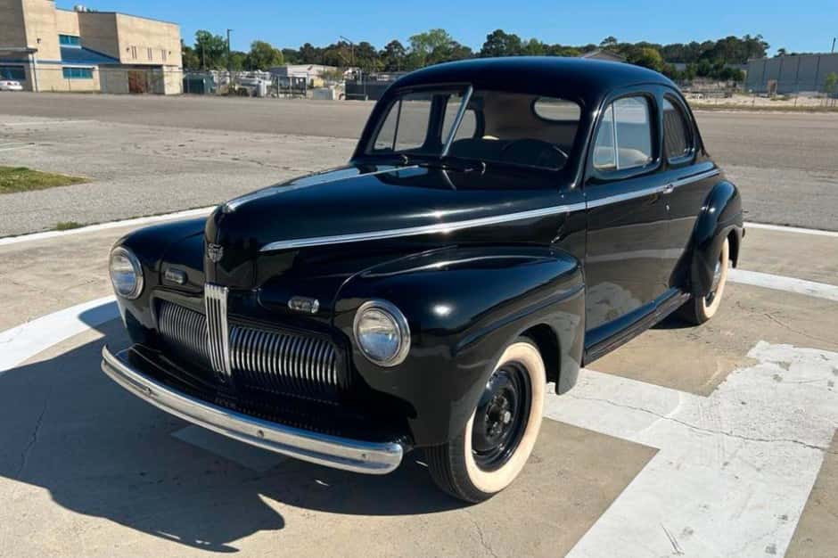 1942 Ford Standard, Deluxe, & Super Deluxe sold for $6,500