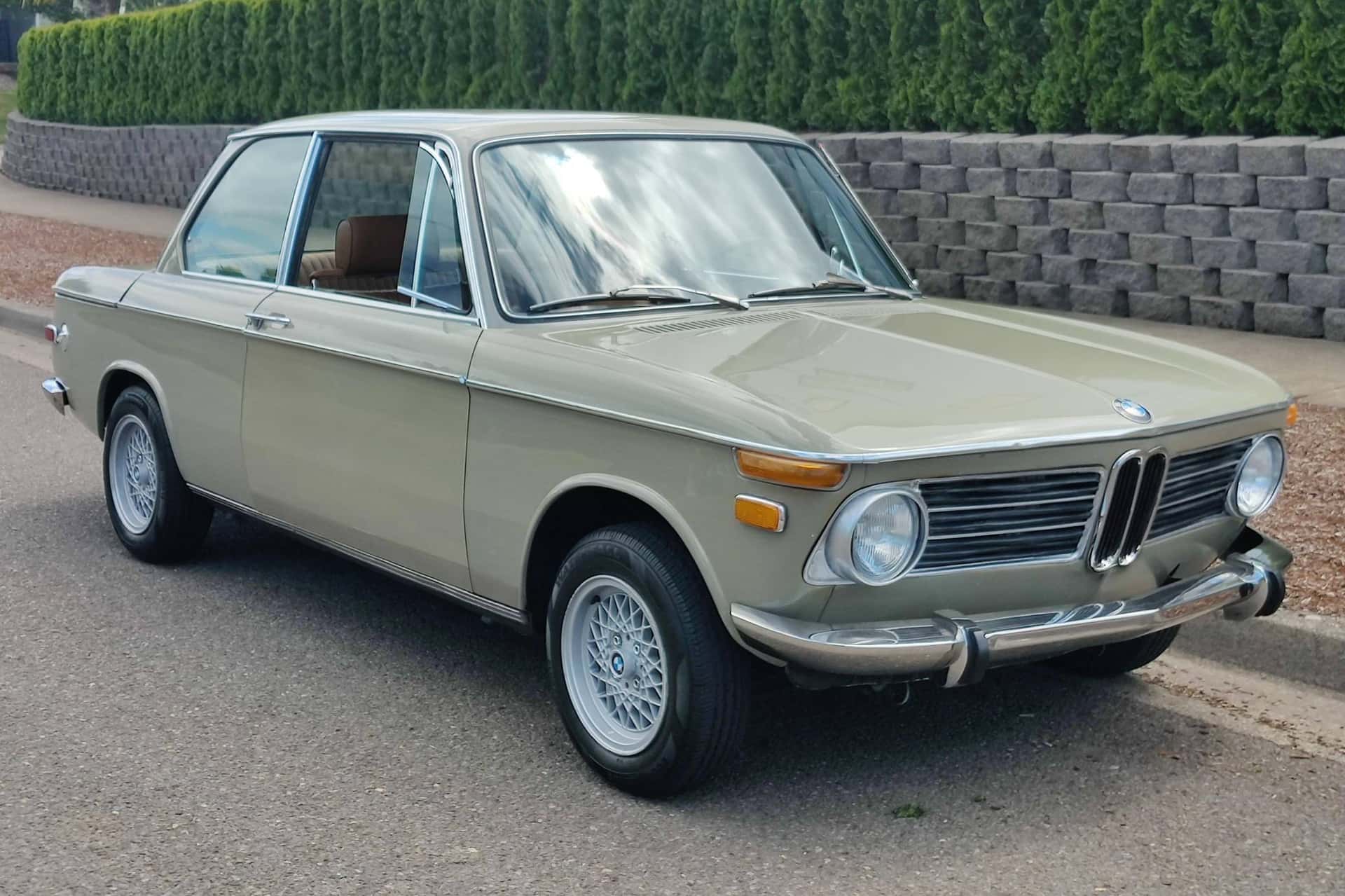 1971 BMW 2002 sold for $20,000