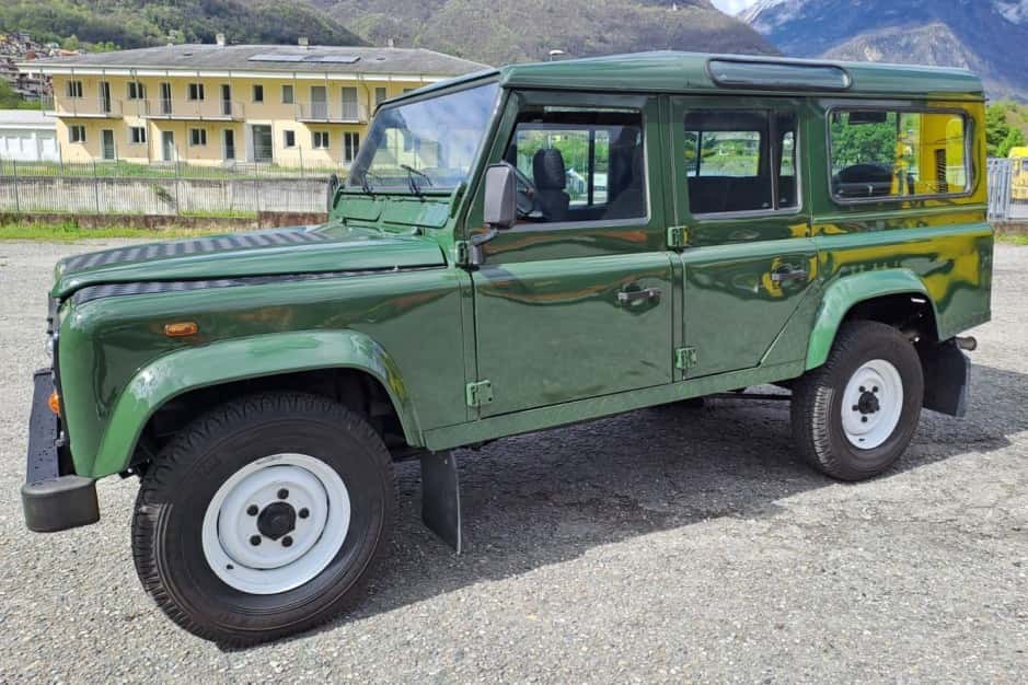 2000 Land Rover 110 / Defender 110 (Euro Spec) sold for €24,111