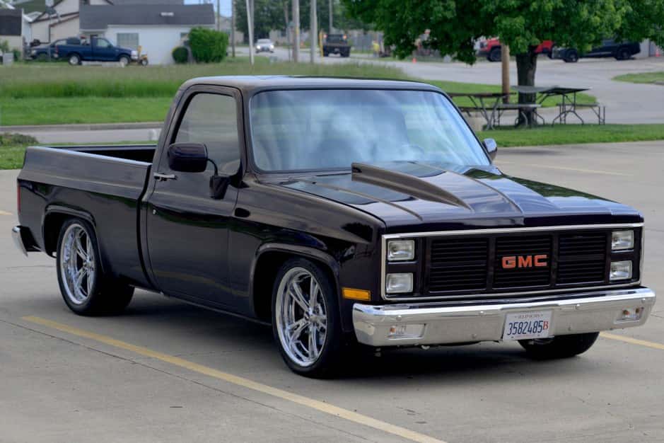 1984 GMC C/K 1973-1991 sold for $25,750