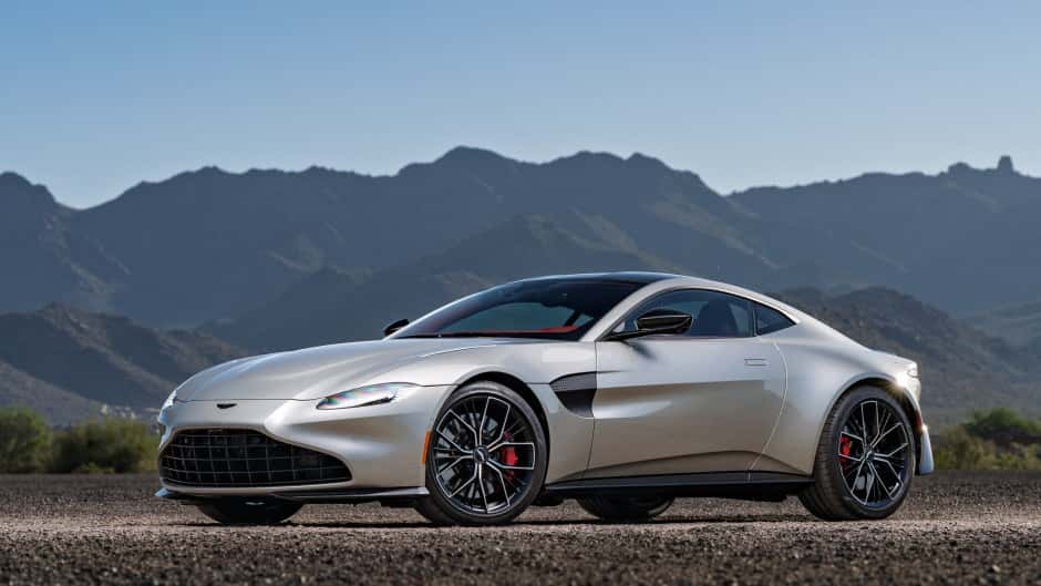 2021 Aston Martin V8 Vantage (2006+) sold for $136,000