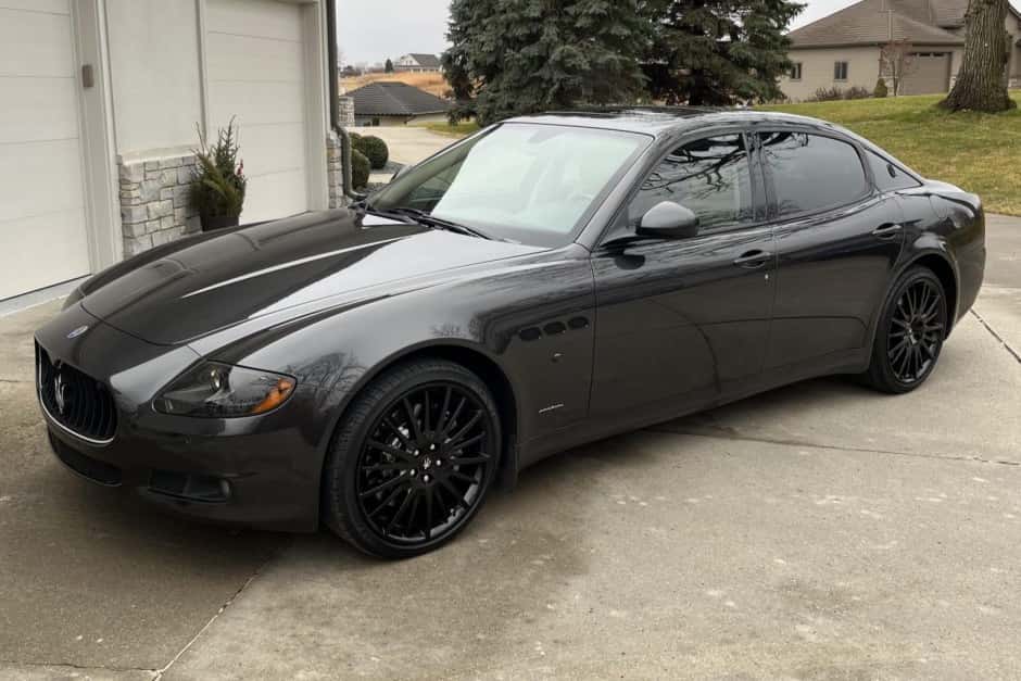 2012 Maserati Quattroporte sold for $10,000