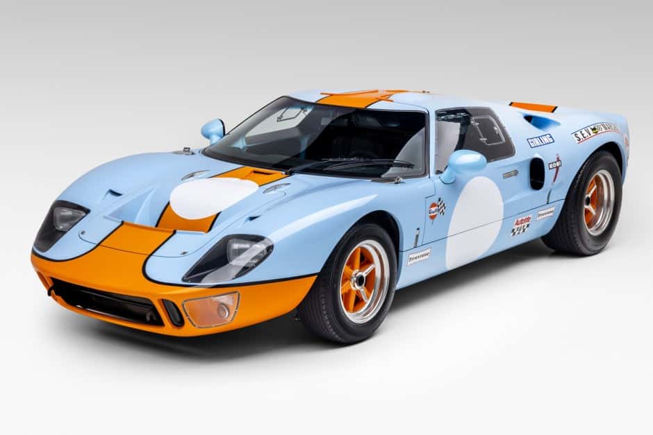 0 Ford GT40 Replica sold for $229,000