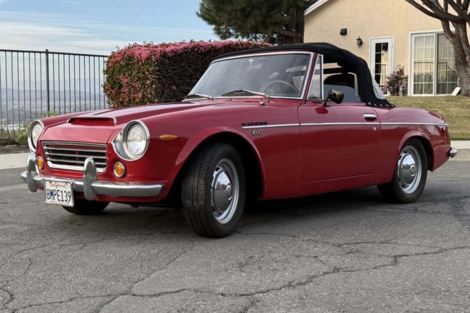 1969 Datsun Roadster sold for $7,863