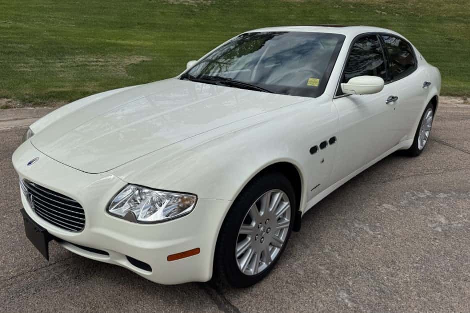 2007 Maserati Quattroporte sold for $13,138