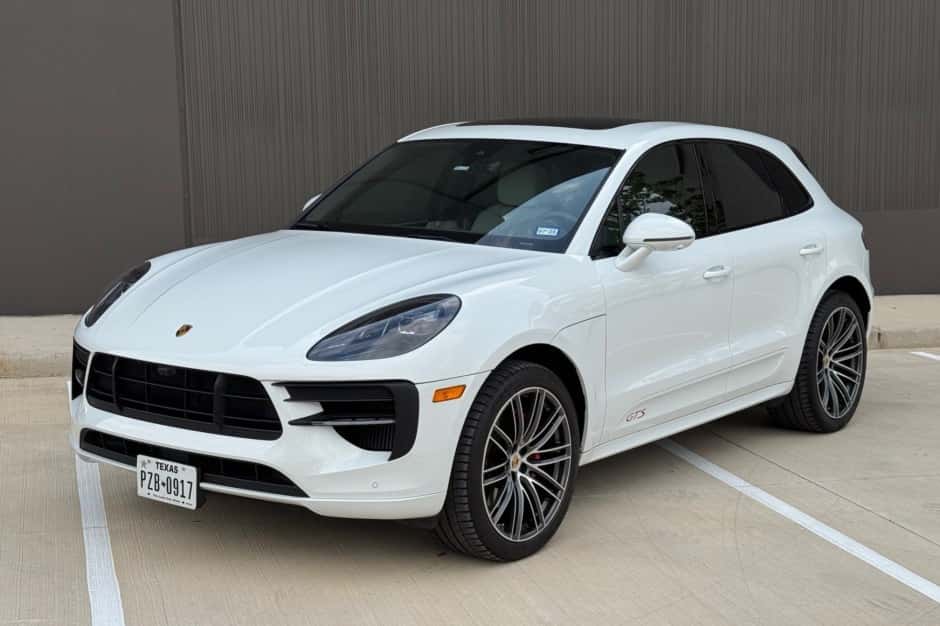 2021 Porsche Macan sold for $65,000
