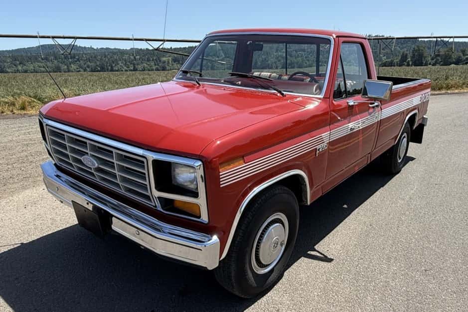 1983 Ford F-Series 1980-1986 sold for $5,500